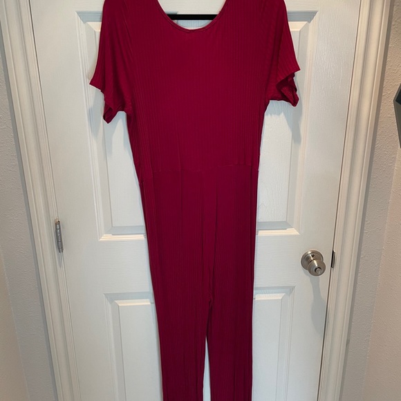 Red ribbed romper - Picture 4 of 4